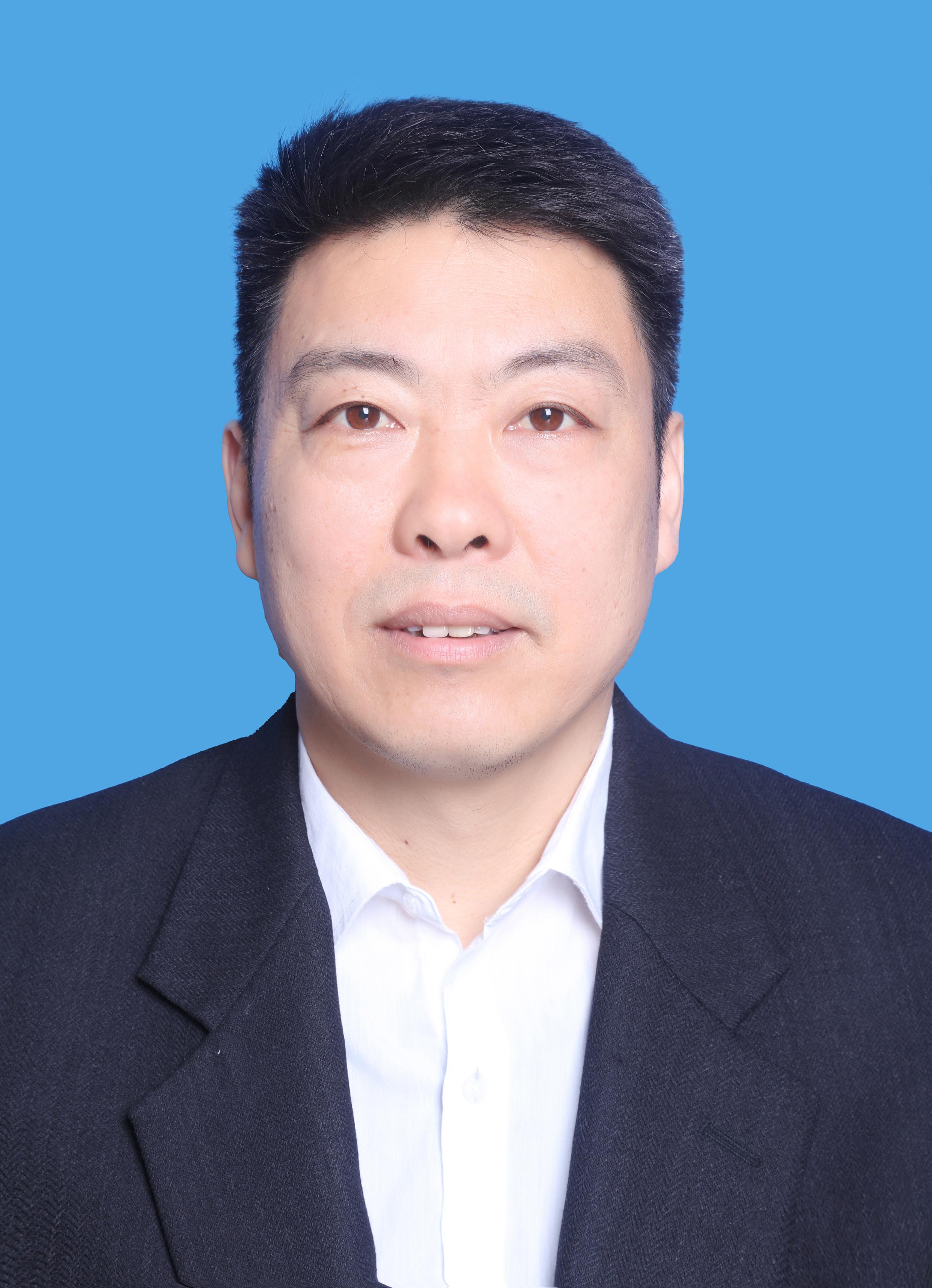 张爱军.jpg 张爱军.jpg